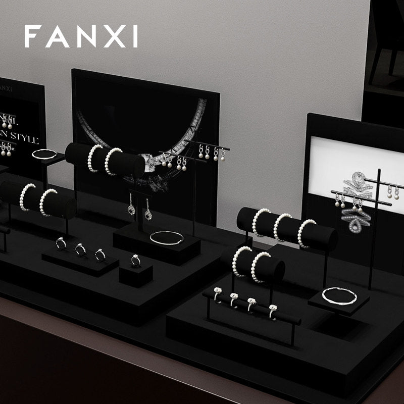 Black Metal Jewelry Display Stand