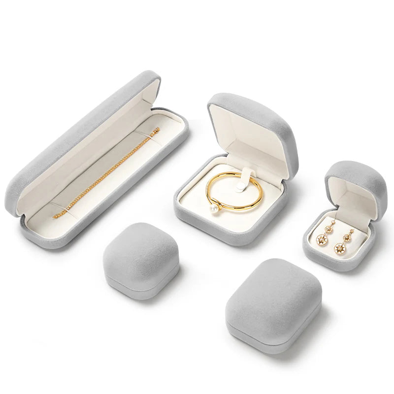 Light Gray Round Jewelry Box
