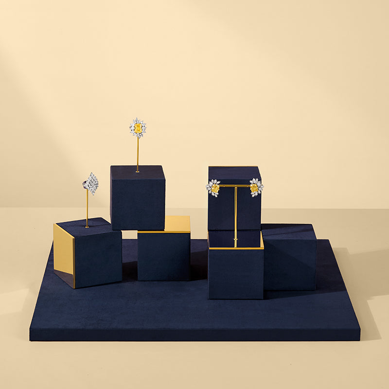 Velvet Metal Jewelry Display Stand
