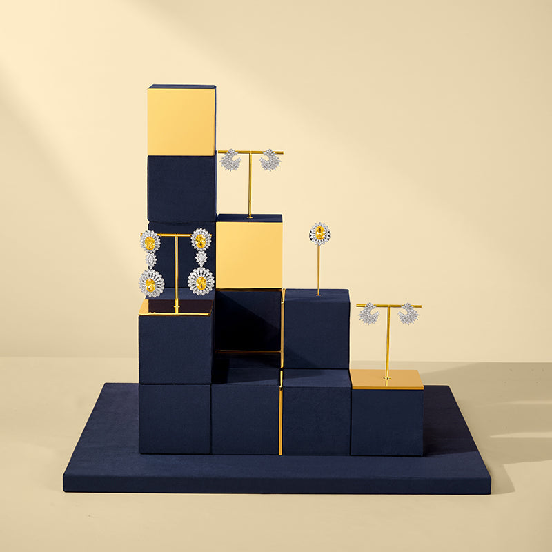 Velvet Metal Jewelry Display Stand