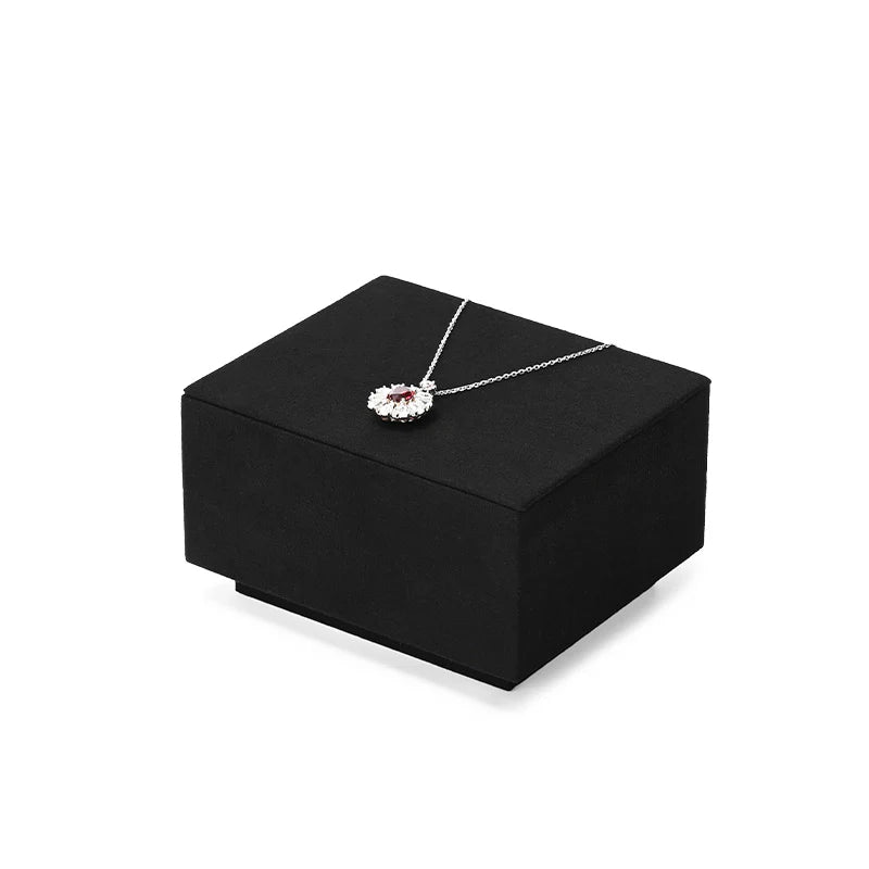 Black & Beige Jewelry Display Set