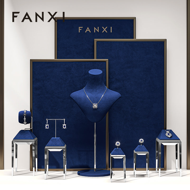 Metal Jewelry Display Stand