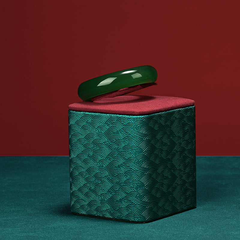 Green & Red Leather Microfiber Jewelry Display Stand