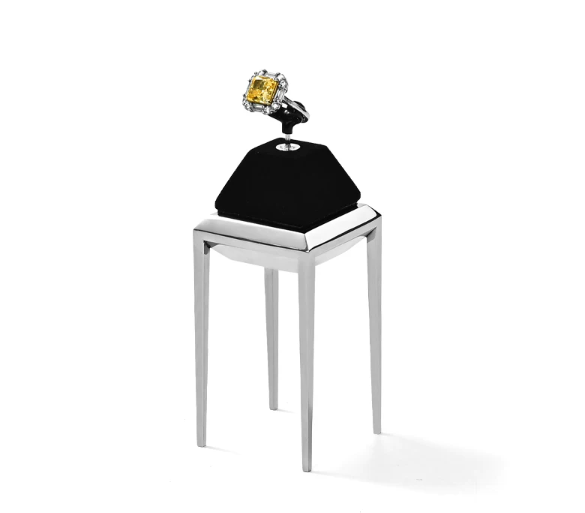 Metal Jewelry Display Stand