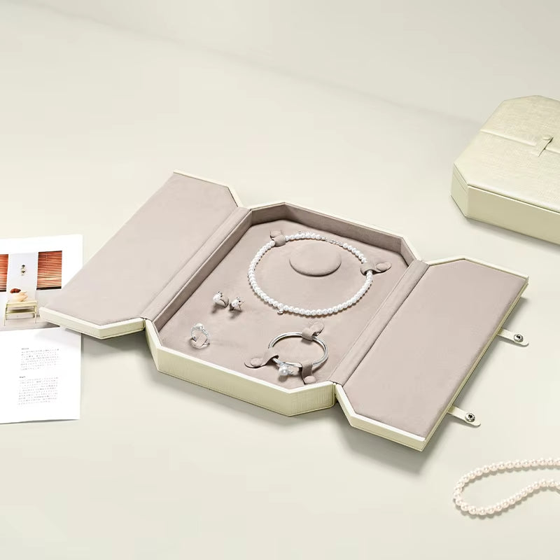 Leather Jewelry Display Set