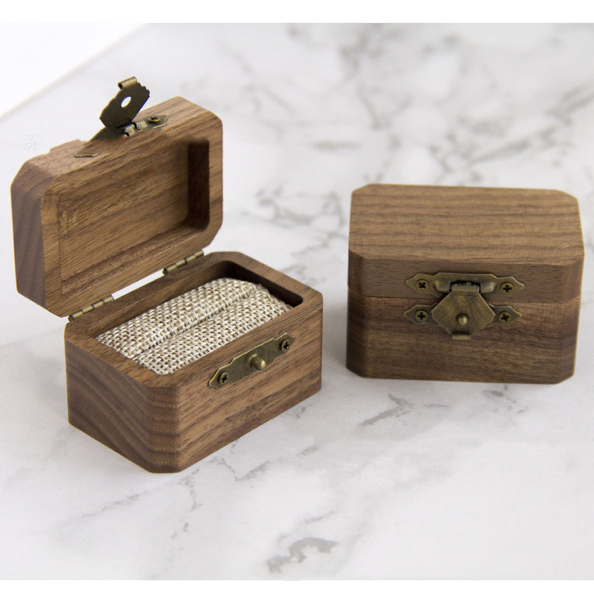 Retro ring wooden jewelry box — view 5