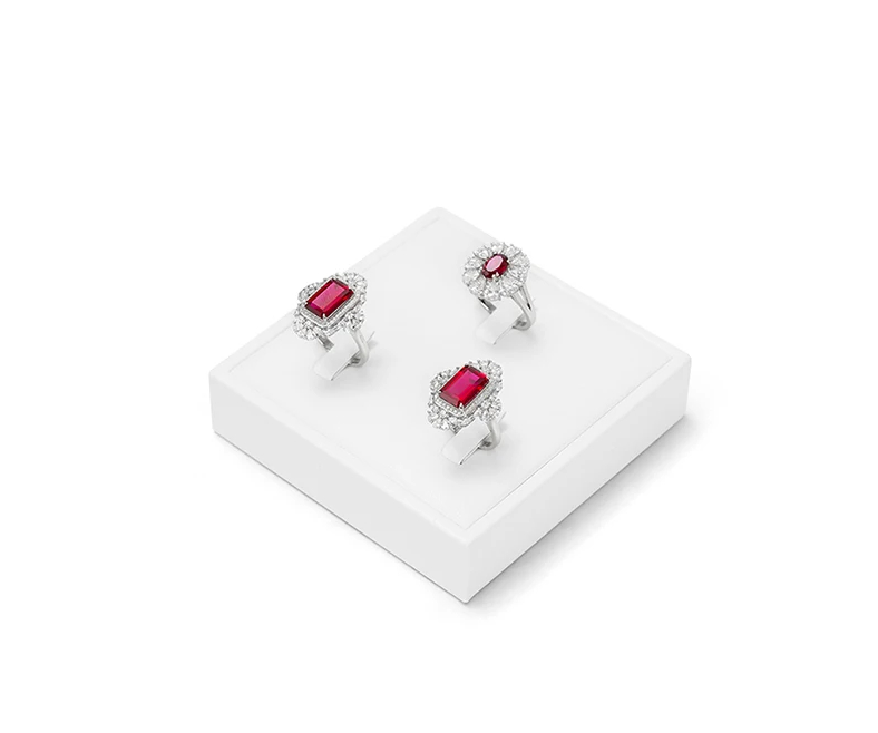 Jewelry Display Set