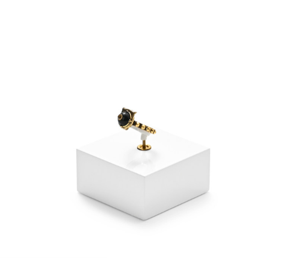 Black Metal Jewelry Display Stand