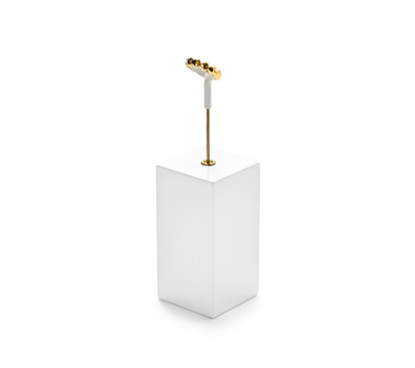 Black Metal Jewelry Display Stand