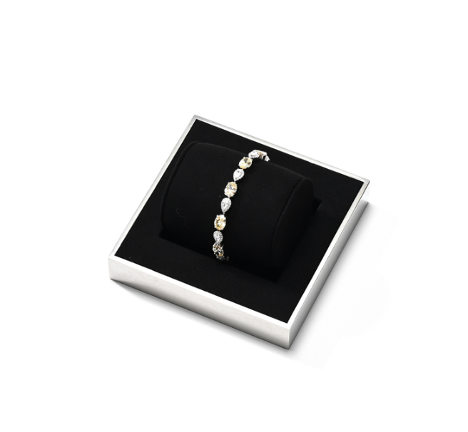 Black Metal Jewelry Display Stand